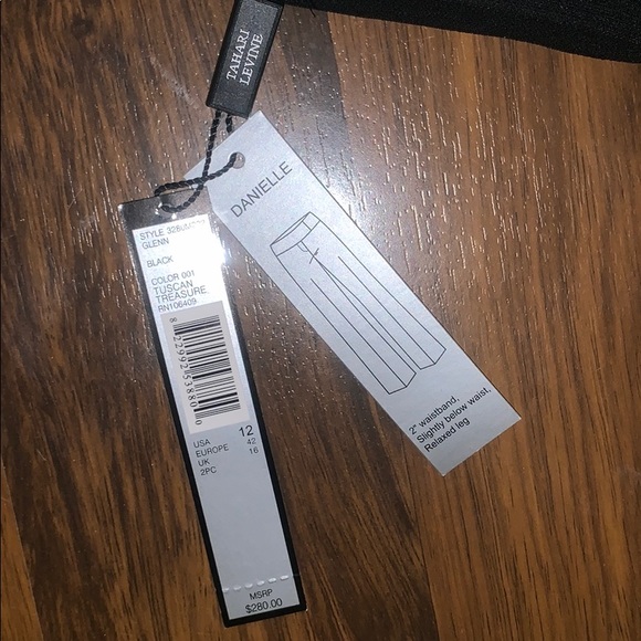 Black and gold Tahari suit - Picture 2 of 7